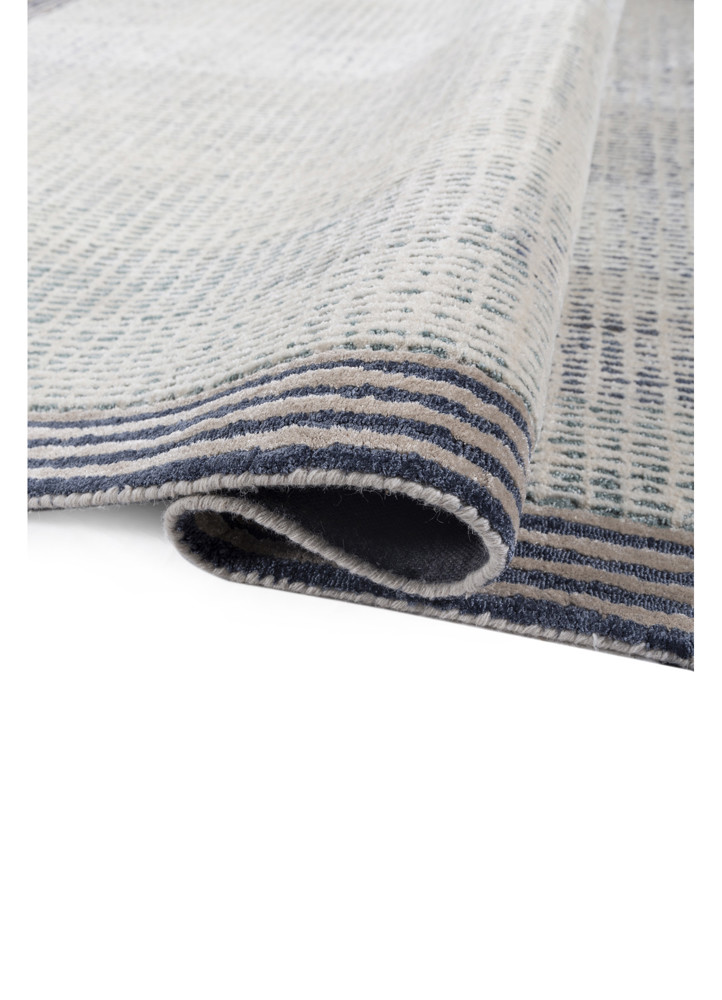 pathways ivory wool and viscose hand tufted Rug - FoldShot pathways ivory wool and viscose hand tufted Rug - FoldShot