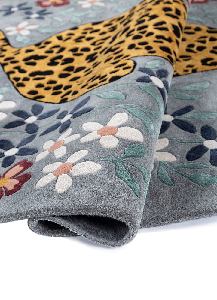 wild wanderlust grey and black wool and viscose hand tufted Rug - FoldShot