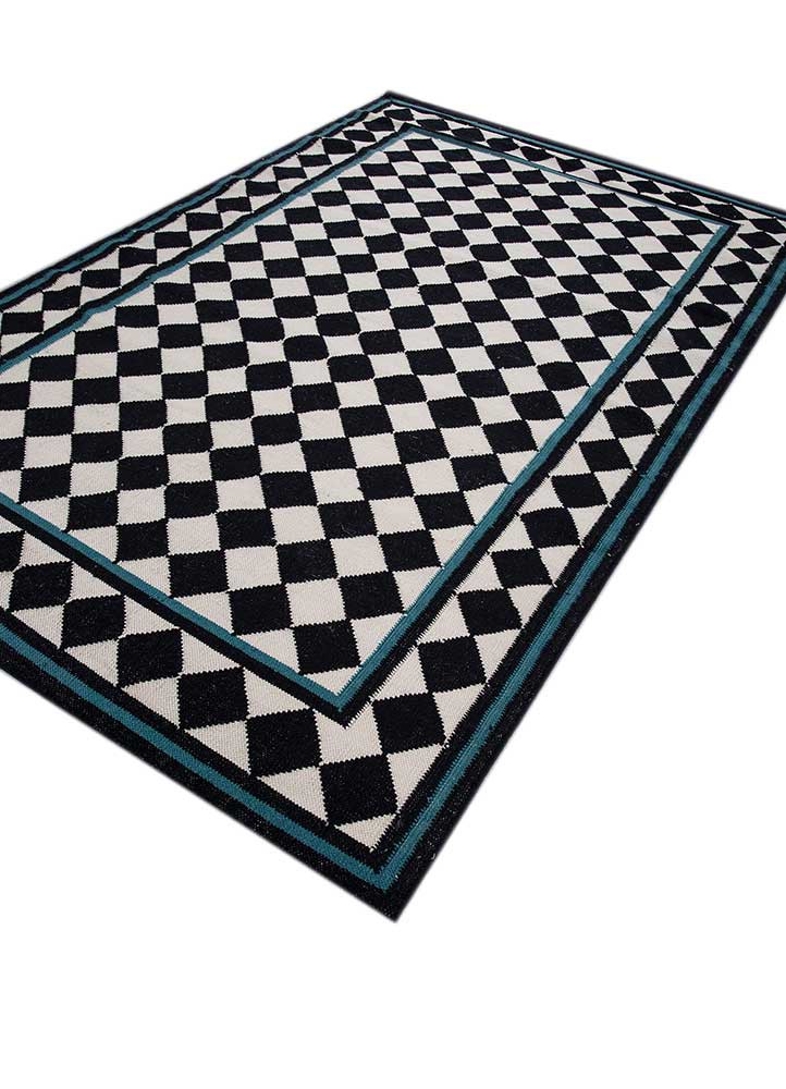 alhambra grey and black wool flat weaves Rug - FoldShot