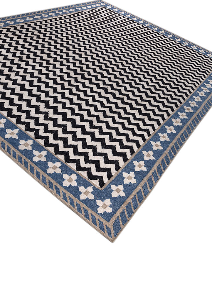 alhambra ivory wool flat weaves Rug - FoldShot alhambra ivory wool flat weaves Rug - FoldShot