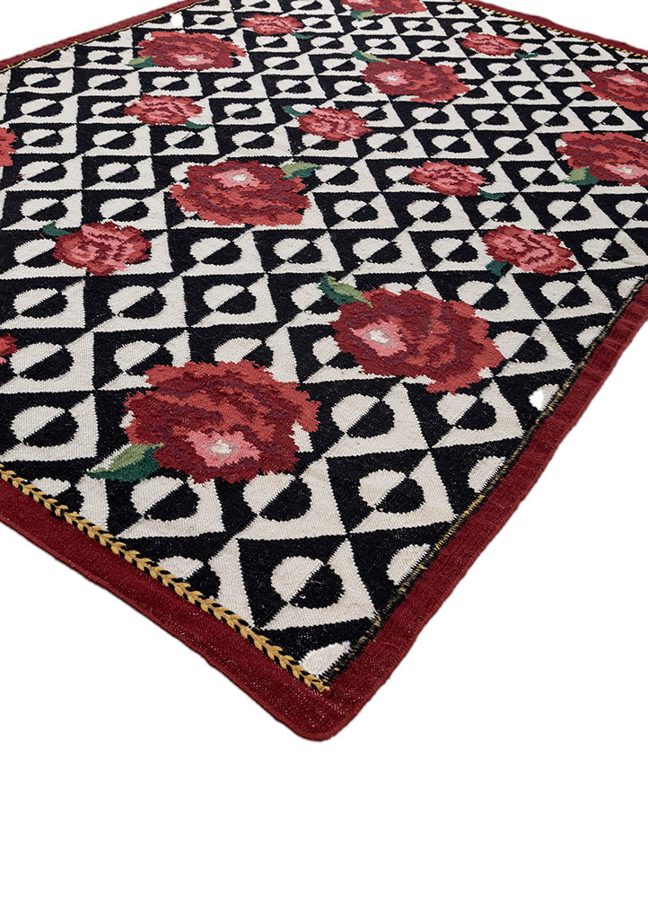 alhambra grey and black wool flat weaves Rug - FoldShot alhambra grey and black wool flat weaves Rug - FoldShot