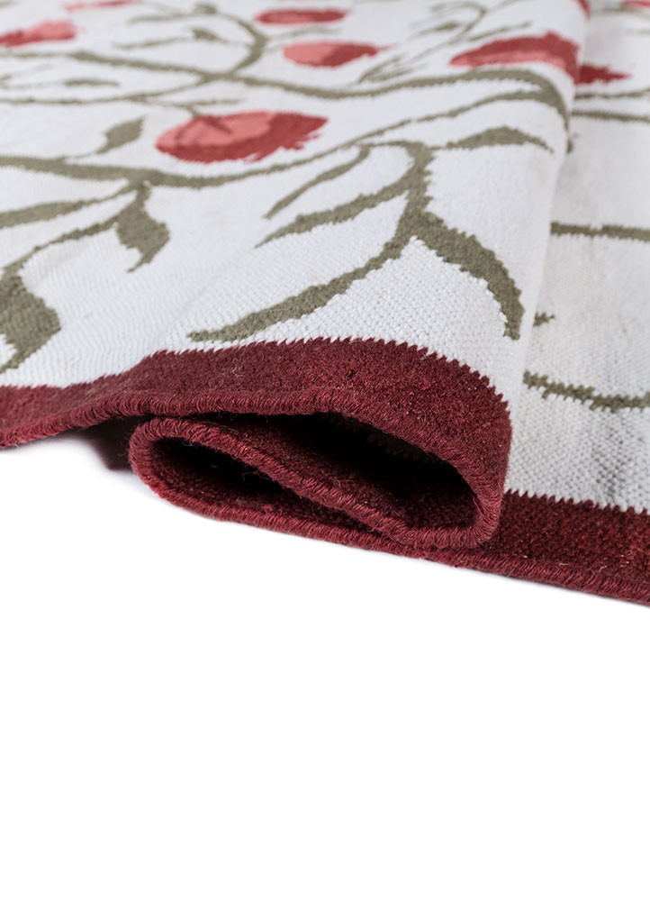 alhambra ivory wool flat weaves Rug - FoldShot alhambra ivory wool flat weaves Rug - FoldShot