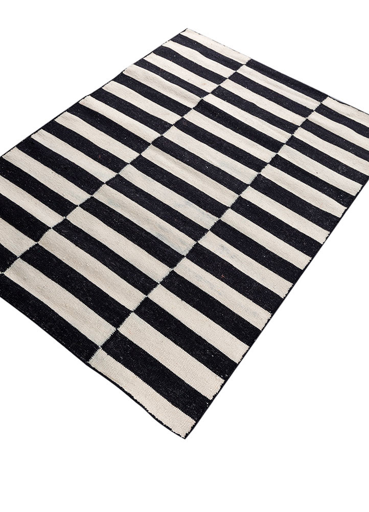 aprezo ivory wool flat weaves Rug - FoldShot