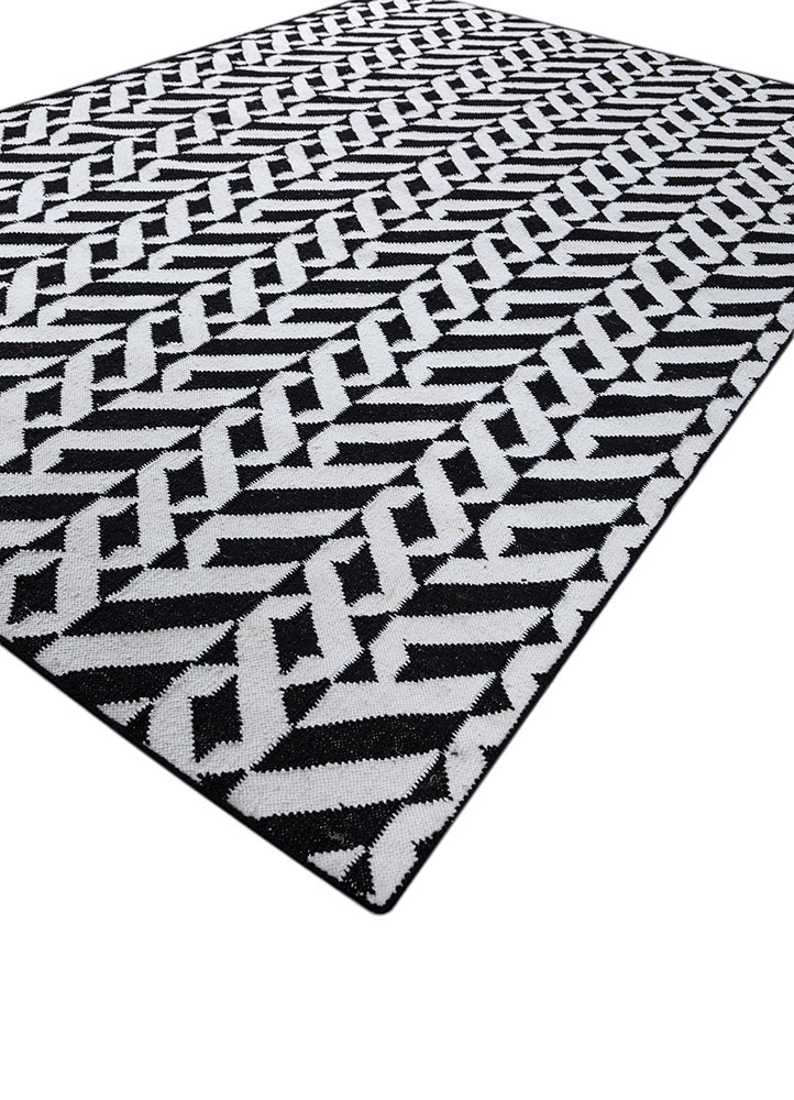 alhambra grey and black wool flat weaves Rug - FoldShot