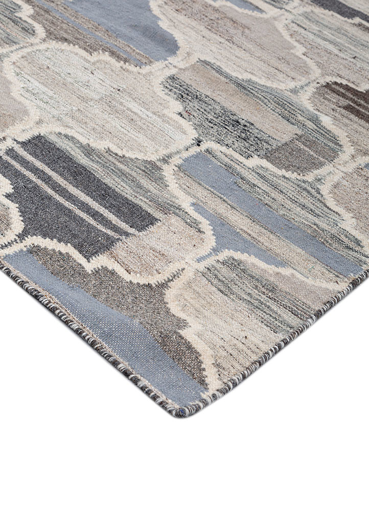 indusbar ivory wool and viscose flat weaves Rug - FoldShot indusbar ivory wool and viscose flat weaves Rug - FoldShot