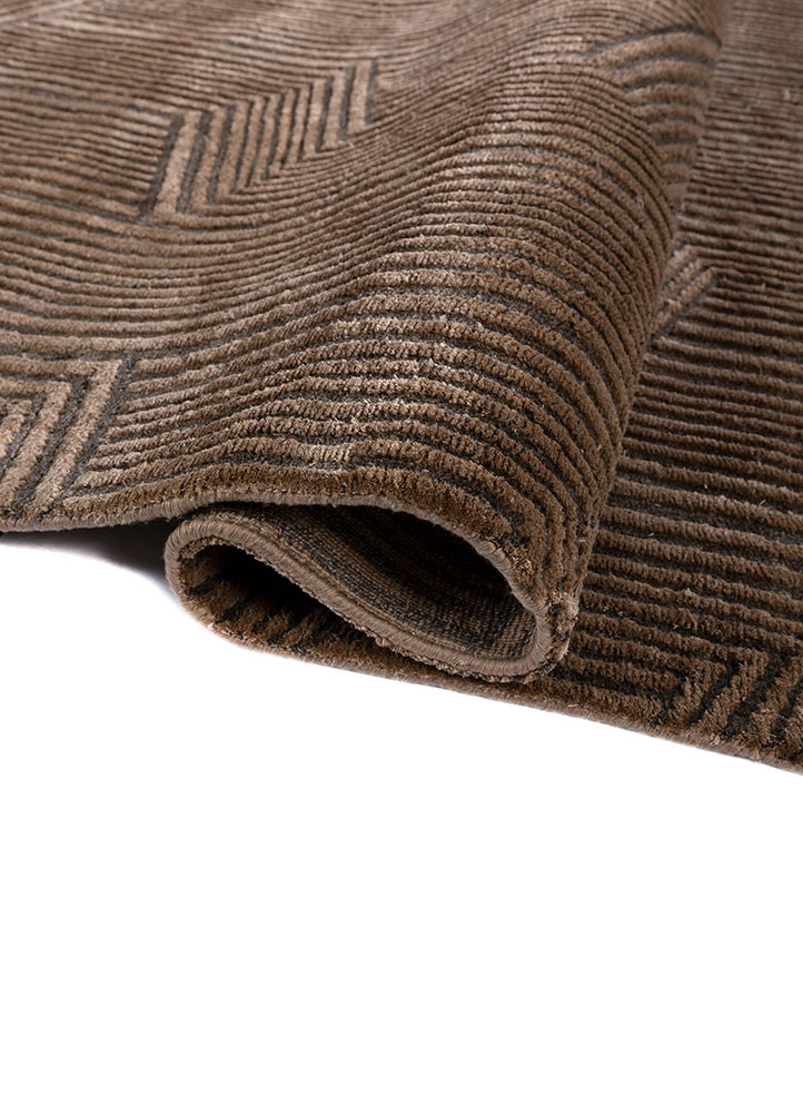 aprezo beige and brown acrylic hand knotted Rug - FoldShot