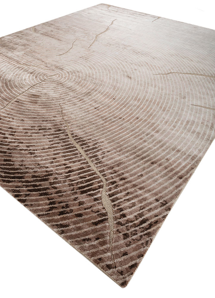 azalea ivory bamboo silk hand knotted Rug - FoldShot azalea ivory bamboo silk hand knotted Rug - FoldShot