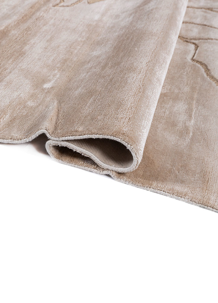 azalea ivory bamboo silk and zari hand knotted Rug - FoldShot azalea ivory bamboo silk and zari hand knotted Rug - FoldShot