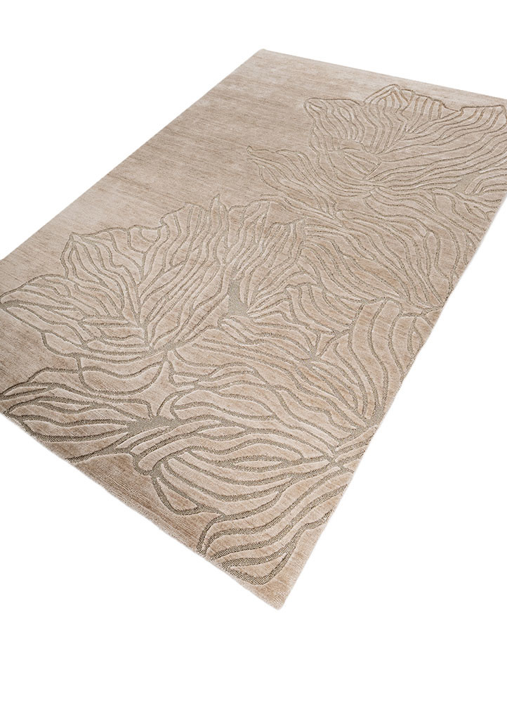 azalea ivory tencil and zari hand knotted Rug - FoldShot azalea ivory tencil and zari hand knotted Rug - FoldShot