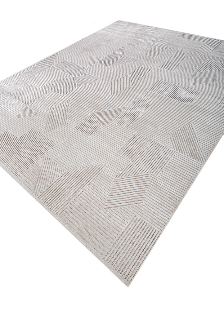 azalea ivory wool and bamboo silk hand knotted Rug - FoldShot azalea ivory wool and bamboo silk hand knotted Rug - FoldShot
