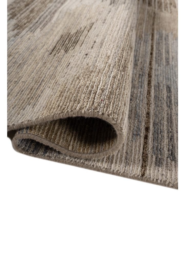 savana ivory wool hand knotted Rug - FoldShot