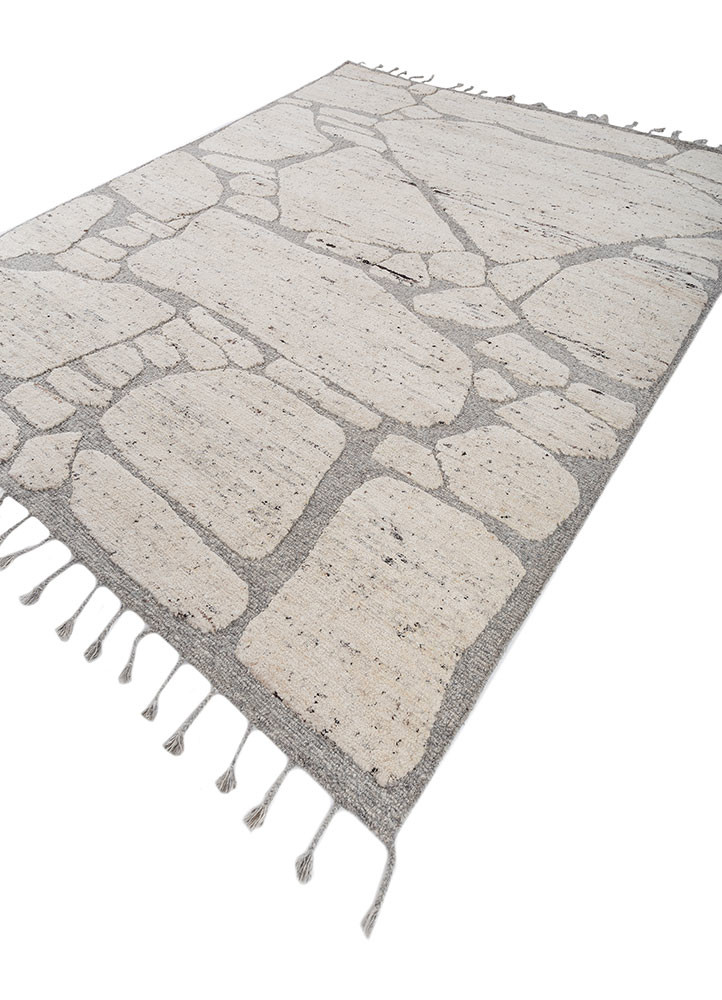 zuri ivory wool hand knotted Rug - FoldShot zuri ivory wool hand knotted Rug - FoldShot