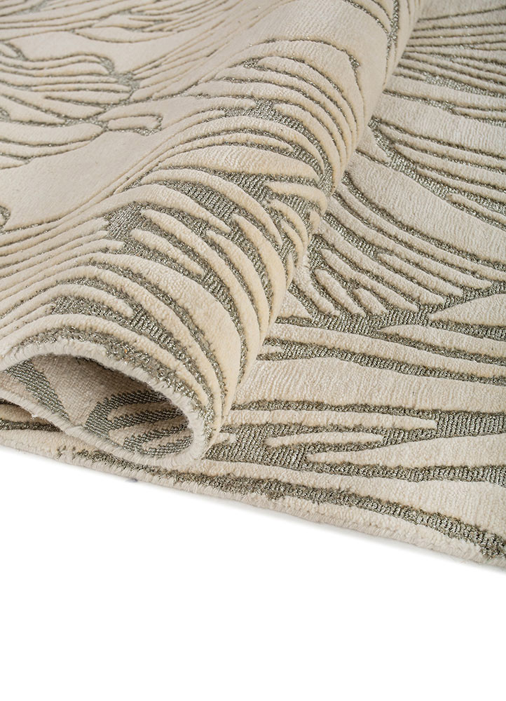 azalea ivory wool hand knotted Rug - FoldShot azalea ivory wool hand knotted Rug - FoldShot