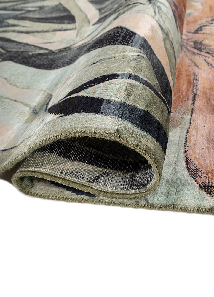 pansy ivory silk hand knotted Rug - FoldShot pansy ivory silk hand knotted Rug - FoldShot