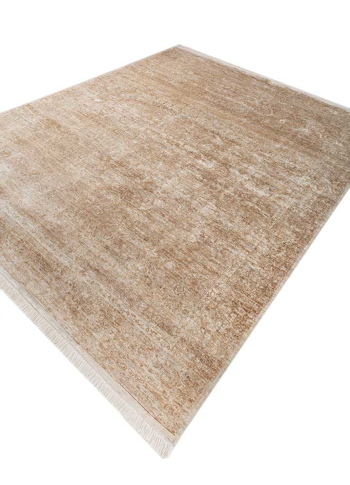 gulmarg ivory silk hand knotted Rug - FoldShot gulmarg ivory silk hand knotted Rug - FoldShot