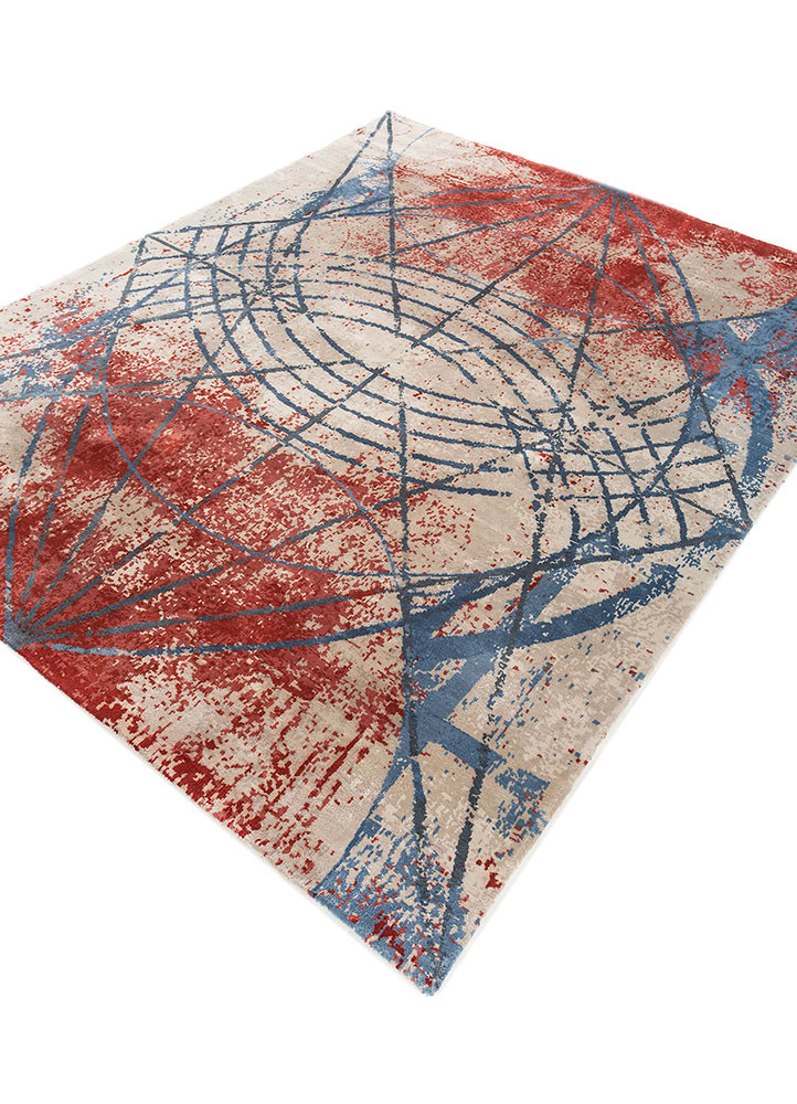 aprezo ivory silk hand knotted Rug - FoldShot