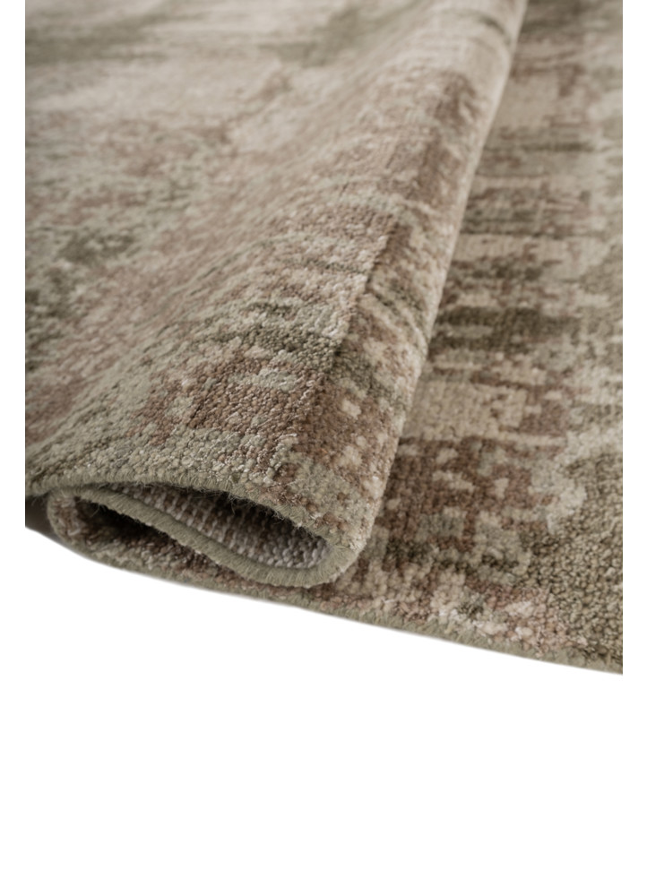 uvenuti green wool and bamboo silk hand knotted Rug - FoldShot