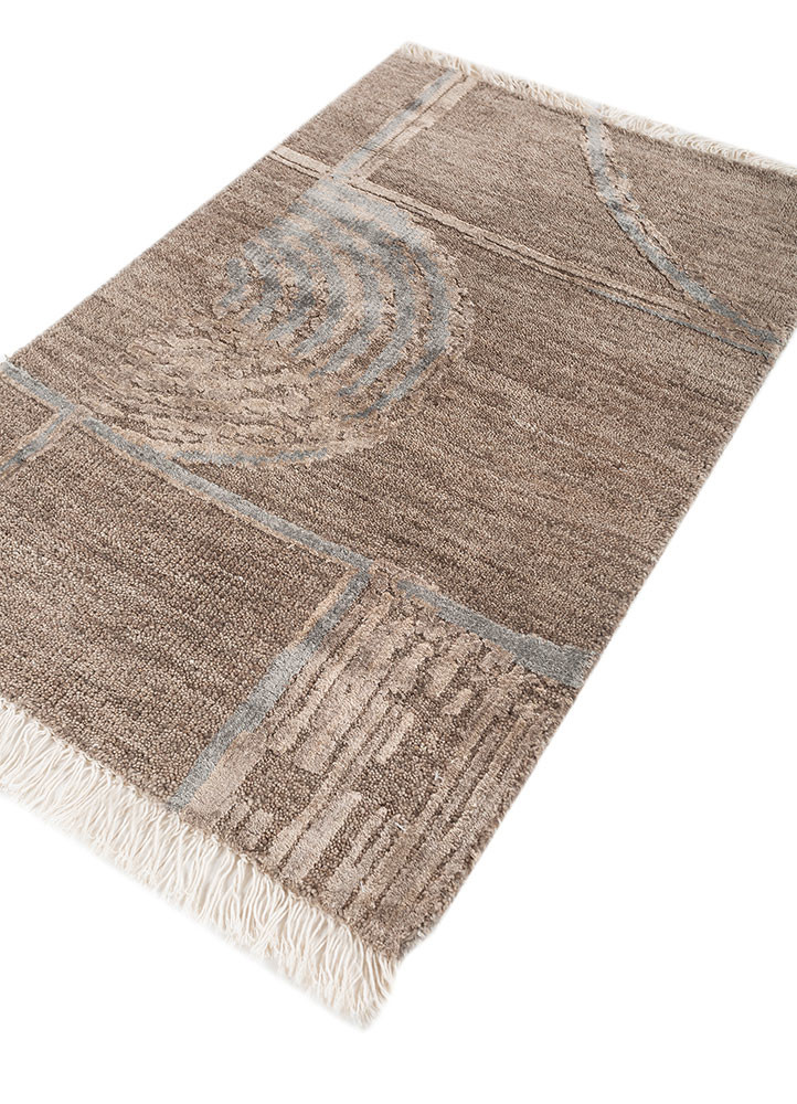 aprezo beige and brown wool and bamboo silk hand knotted Rug - FoldShot aprezo beige and brown wool and bamboo silk hand knotted Rug - FoldShot