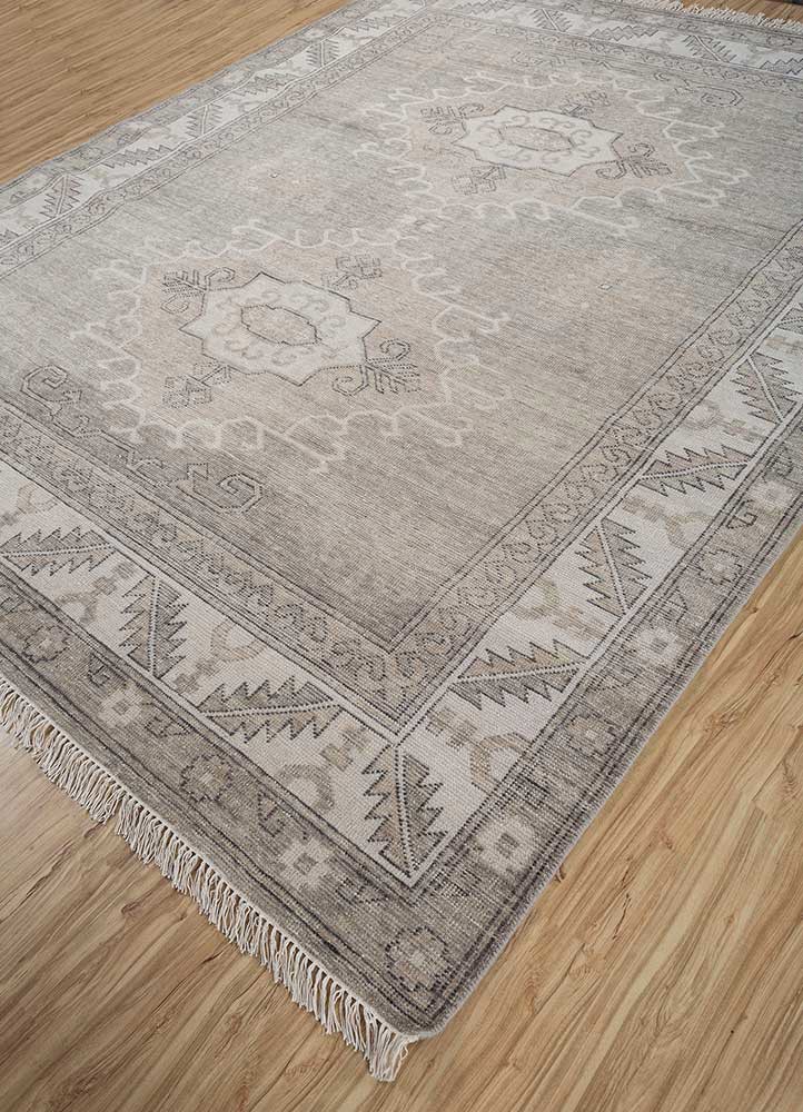 erbe grey and black wool hand knotted Rug - FoldShot erbe grey and black wool hand knotted Rug - FoldShot
