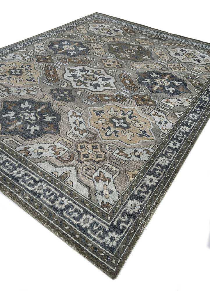 erbe green wool hand knotted Rug - FoldShot