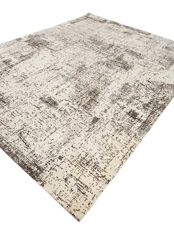 uvenuti ivory wool hand knotted Rug - FoldShot