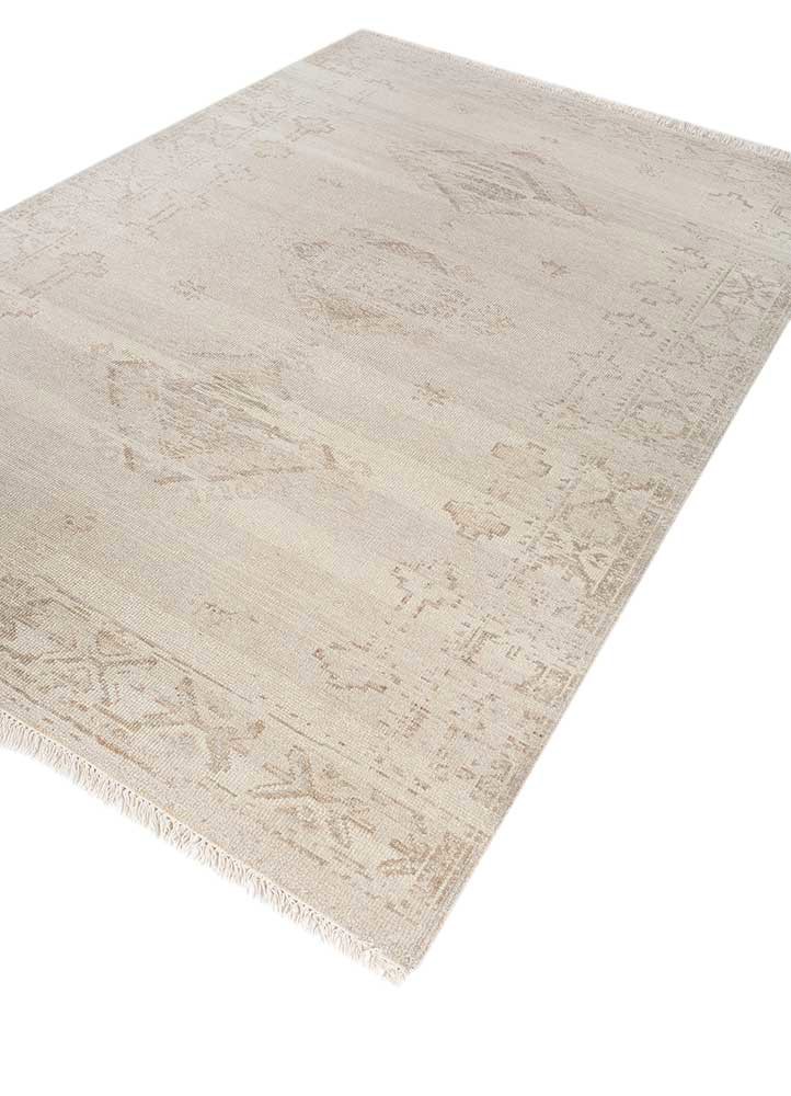 erbe ivory wool hand knotted Rug - FoldShot erbe ivory wool hand knotted Rug - FoldShot