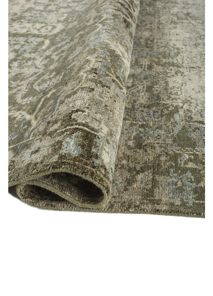 erbe green wool hand knotted Rug - FoldShot erbe green wool hand knotted Rug - FoldShot
