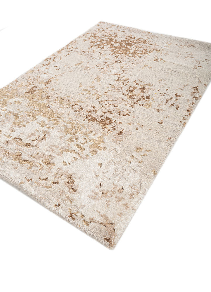 uvenuti ivory wool hand knotted Rug - FoldShot uvenuti ivory wool hand knotted Rug - FoldShot