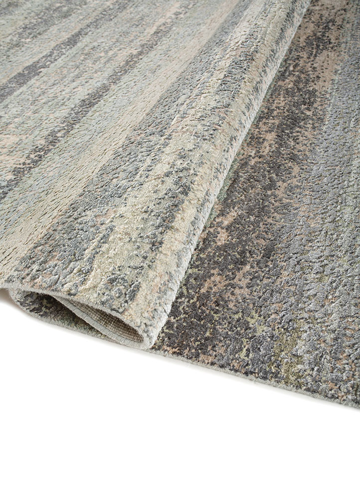 entropy ivory wool and silk hand knotted Rug - FoldShot