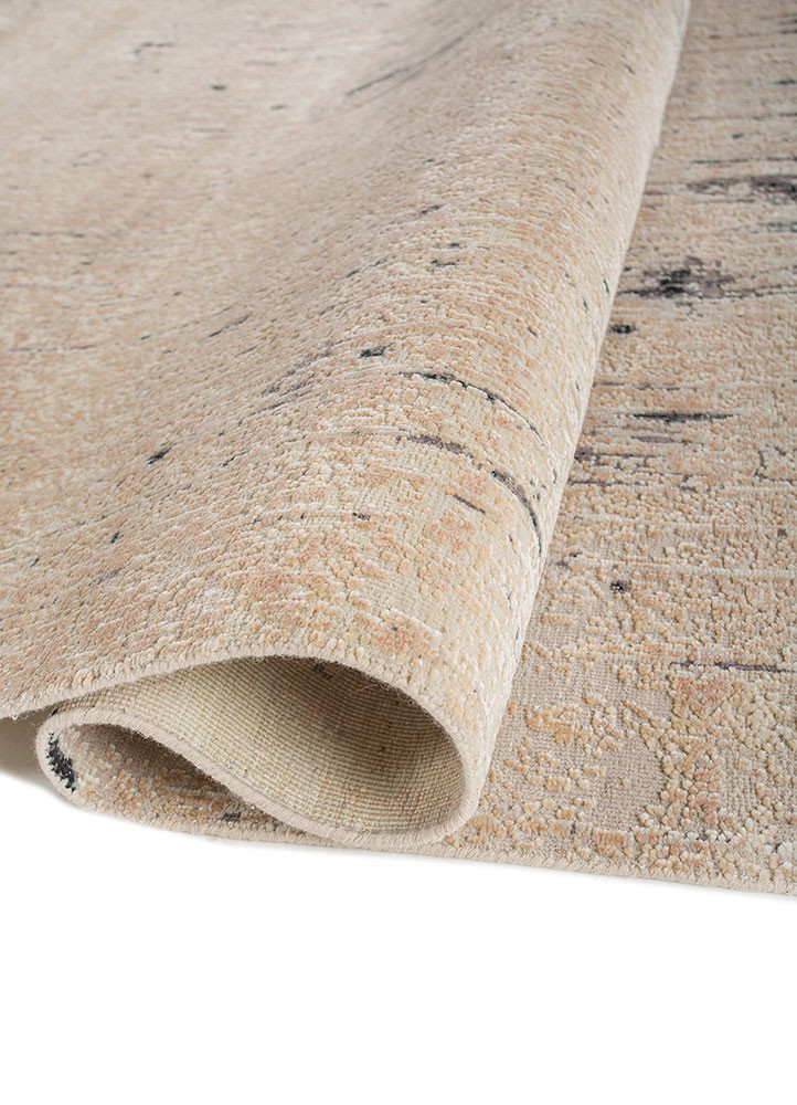 entropy ivory wool and silk hand knotted Rug - FoldShot