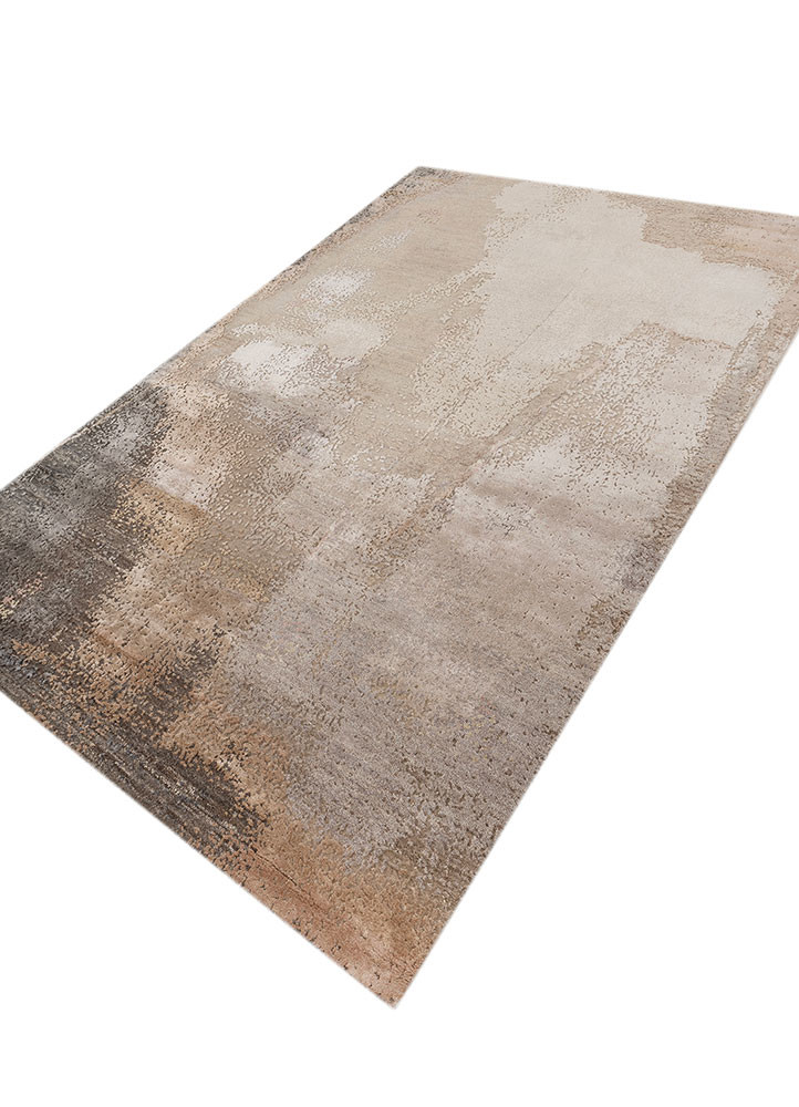 aprezo ivory wool and bamboo silk hand knotted Rug - FoldShot aprezo ivory wool and bamboo silk hand knotted Rug - FoldShot