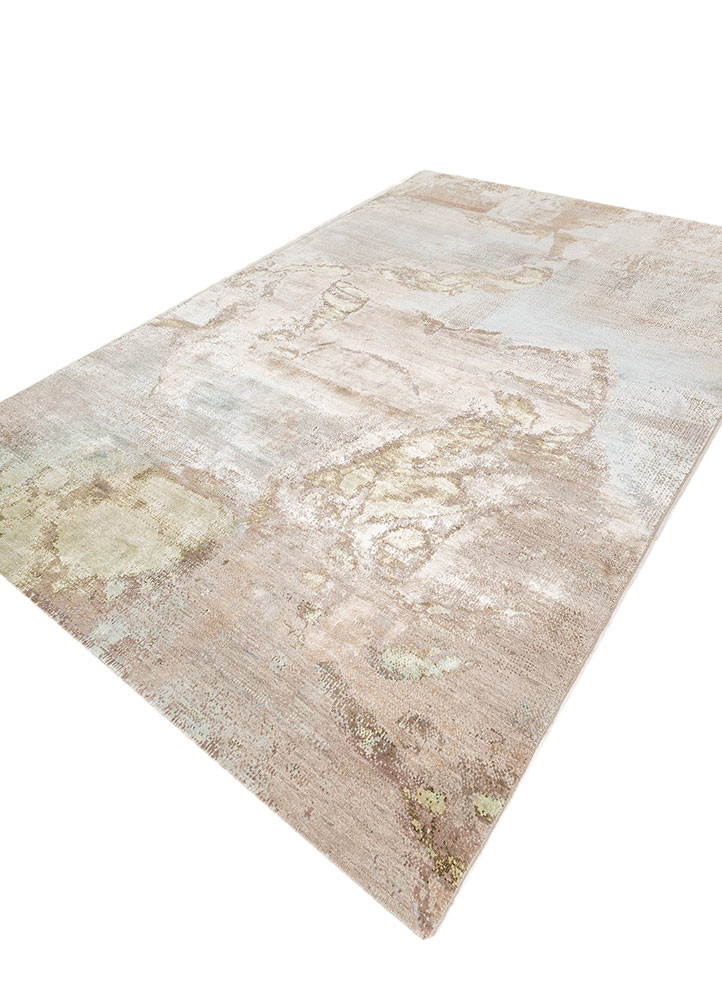aprezo green wool and silk hand knotted Rug - FoldShot aprezo green wool and silk hand knotted Rug - FoldShot