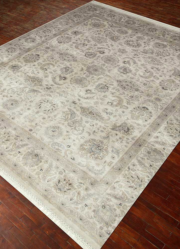 gulmarg ivory silk hand knotted Rug - FoldShot