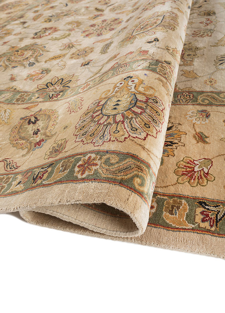 gulmarg ivory silk hand knotted Rug - FoldShot