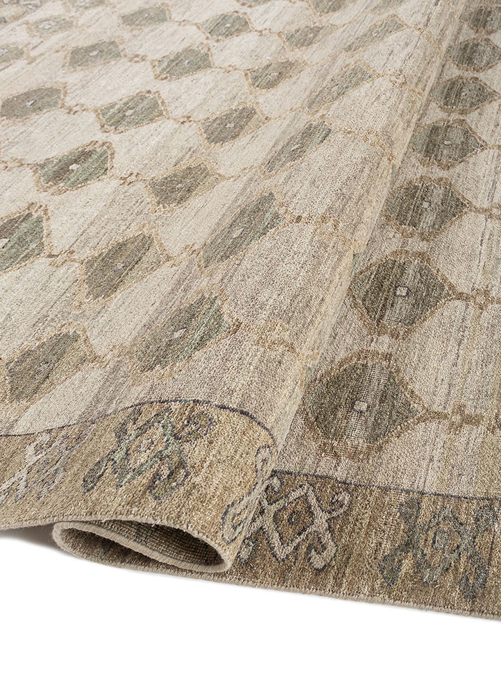 erbe green wool hand knotted Rug - FoldShot erbe green wool hand knotted Rug - FoldShot