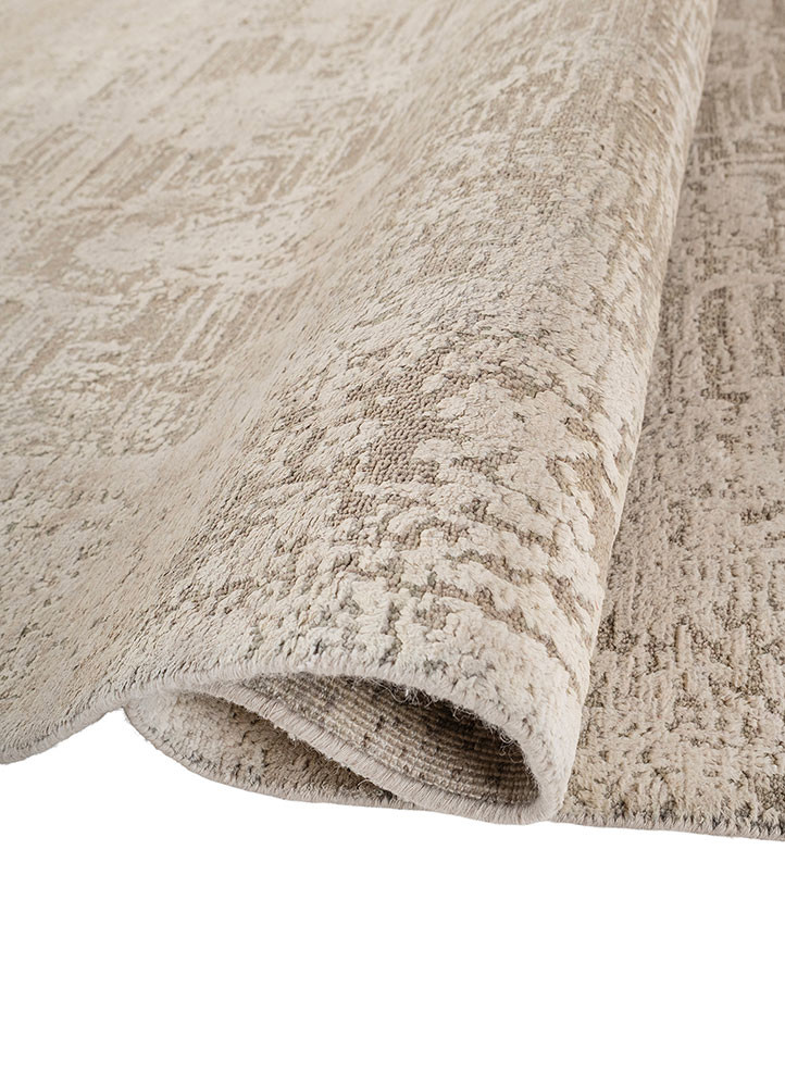 far east ivory wool and silk hand knotted Rug - FoldShot