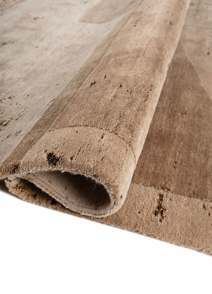 unfold by kavi ivory wool and silk hand knotted Rug - FoldShot