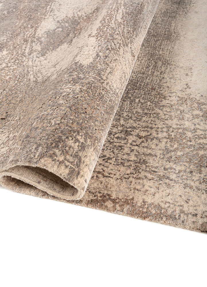 aprezo beige and brown wool and bamboo silk hand knotted Rug - FoldShot aprezo beige and brown wool and bamboo silk hand knotted Rug - FoldShot