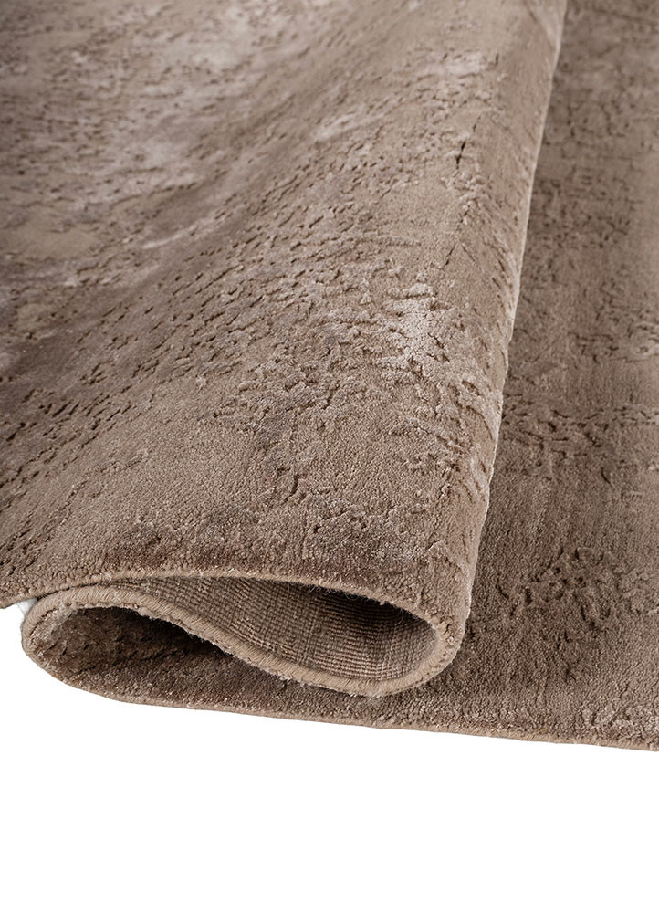 project error by kavi beige and brown wool and bamboo silk hand knotted Rug - FoldShot project error by kavi beige and brown wool and bamboo silk hand knotted Rug - FoldShot