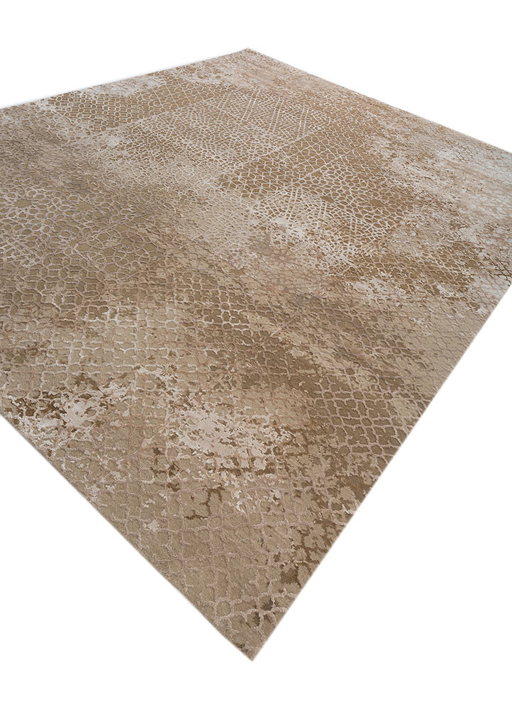 tattvam gold wool and bamboo silk hand knotted Rug - FoldShot