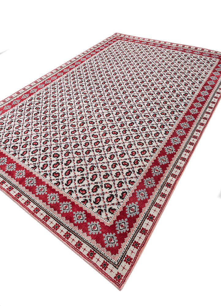 gilded age ivory wool and bamboo silk hand knotted Rug - FoldShot gilded age ivory wool and bamboo silk hand knotted Rug - FoldShot