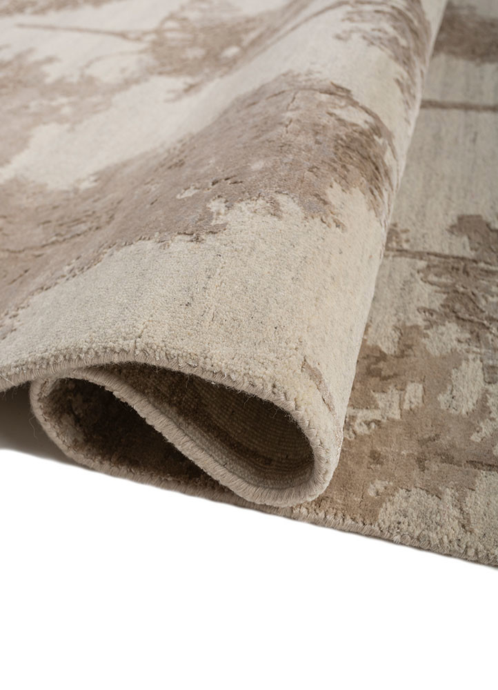 project error by kavi ivory wool and bamboo silk hand knotted Rug - FoldShot project error by kavi ivory wool and bamboo silk hand knotted Rug - FoldShot