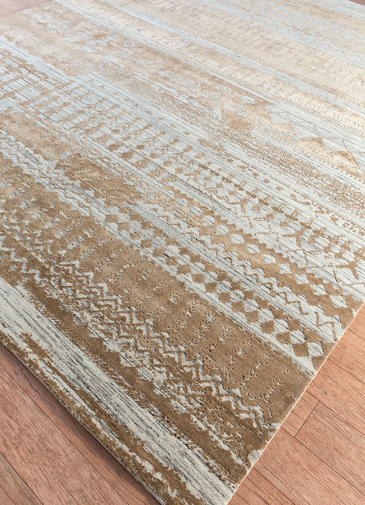chaos theory by kavi ivory wool and bamboo silk hand knotted Rug - FoldShot chaos theory by kavi ivory wool and bamboo silk hand knotted Rug - FoldShot