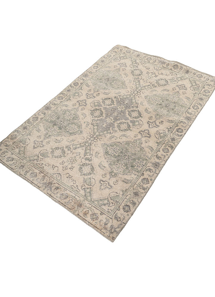 erbe grey and black wool hand knotted Rug - FoldShot erbe grey and black wool hand knotted Rug - FoldShot