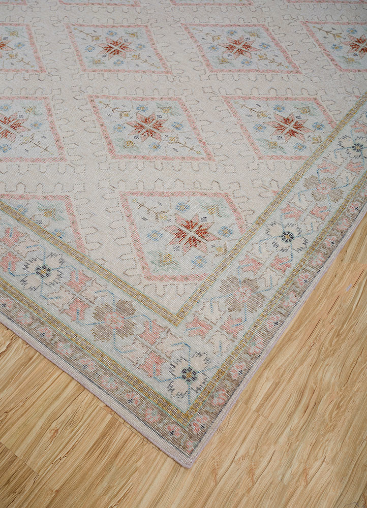 erbe ivory wool hand knotted Rug - FoldShot