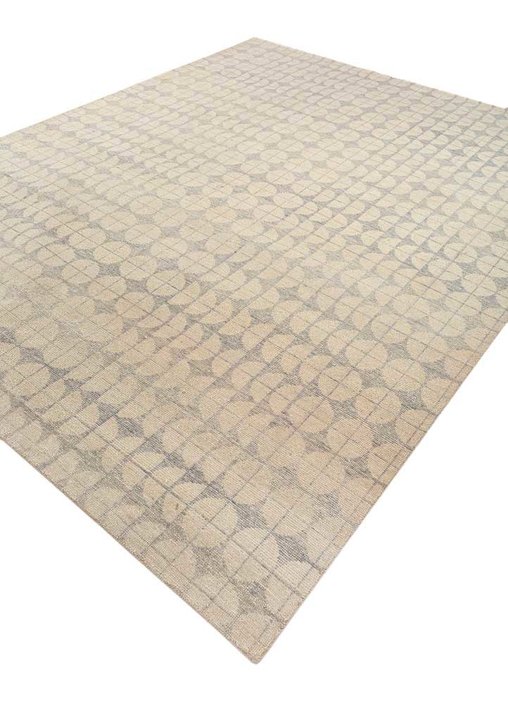 clan ivory wool hand knotted Rug - FoldShot