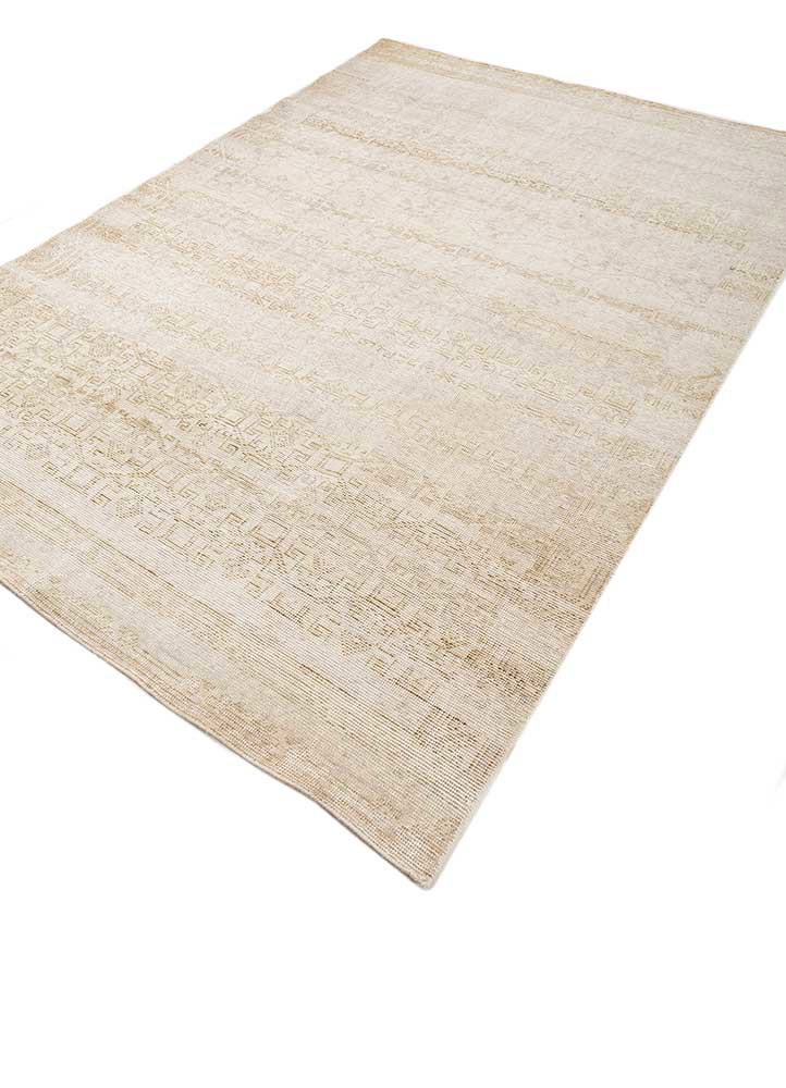 erbe ivory wool hand knotted Rug - FoldShot