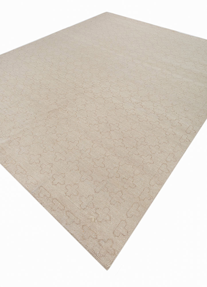erbe ivory wool hand knotted Rug - FoldShot erbe ivory wool hand knotted Rug - FoldShot