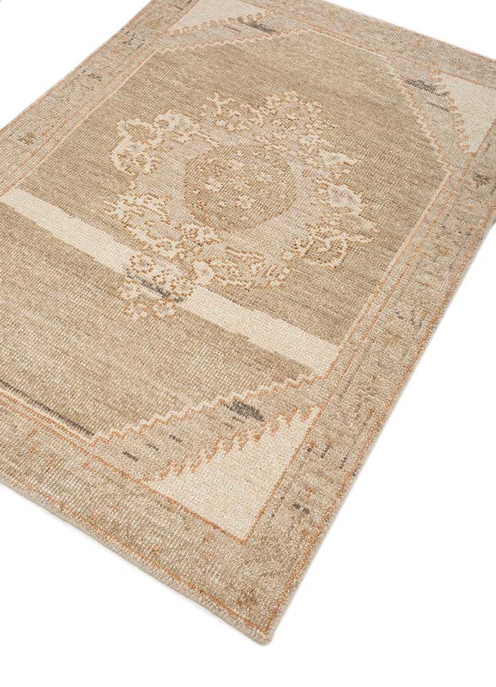 thyme gold wool hand knotted Rug - FoldShot