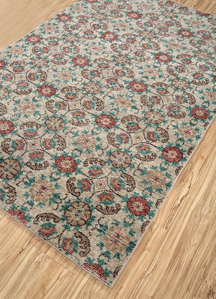 erbe beige and brown wool hand knotted Rug - FoldShot